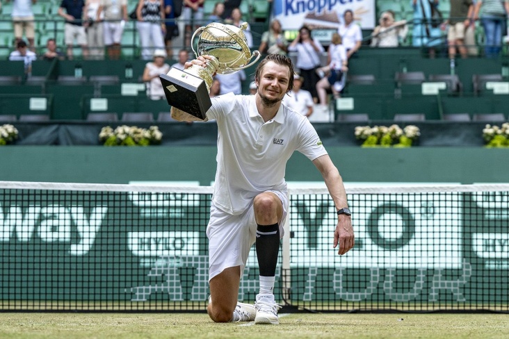 Член Совета директоров ITF: Бублик может далеко зайти на Уимблдоне