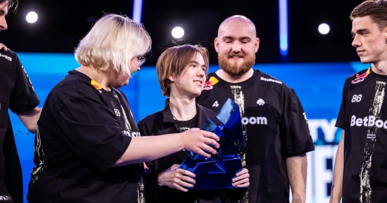 Donk: "Я не люблю Dust 2. Это самая некомфортная для меня карта". Новости CS 2