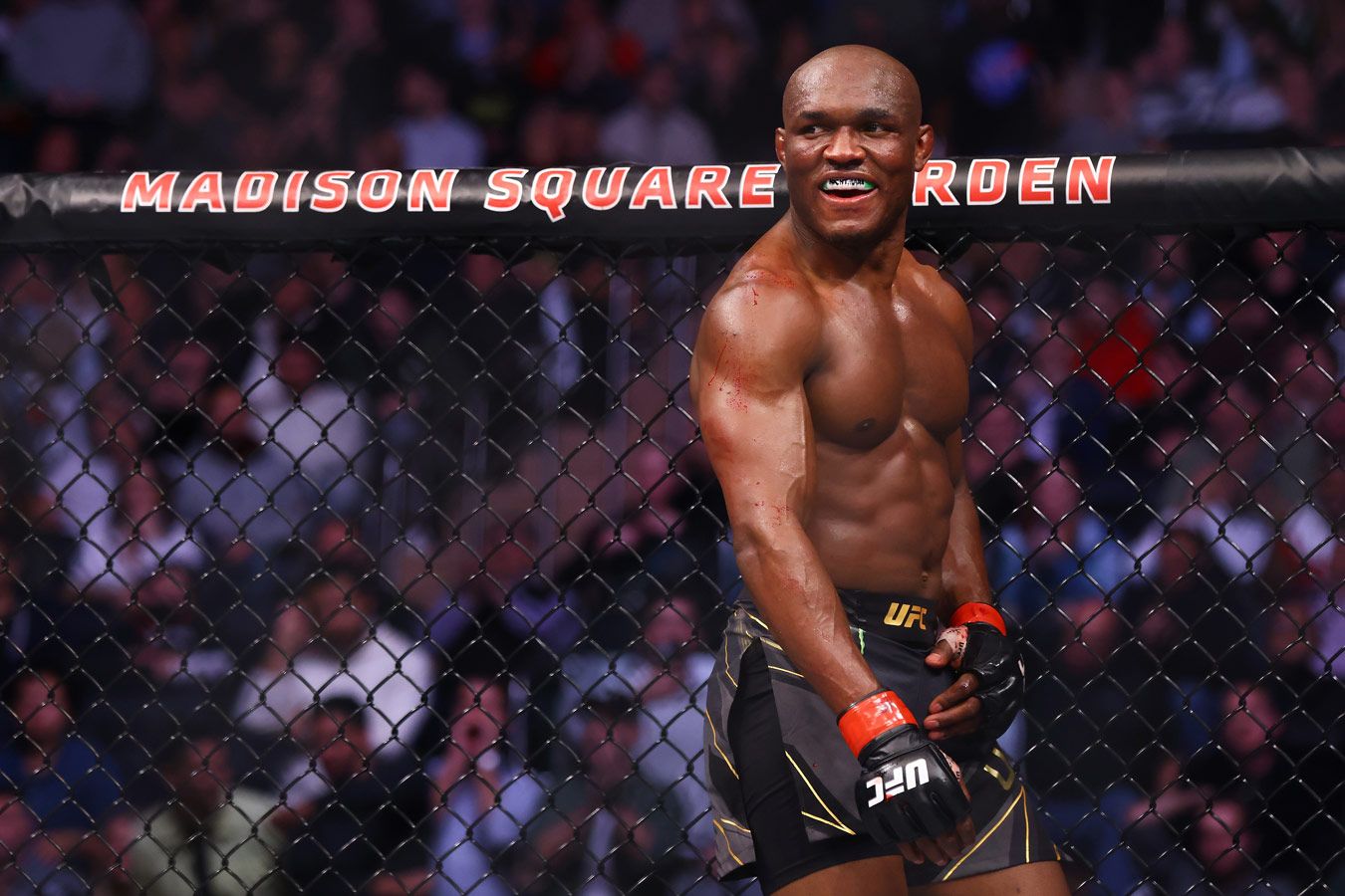 Усман прерывает серию поражений, победив Бакли на UFC on ESPN 69