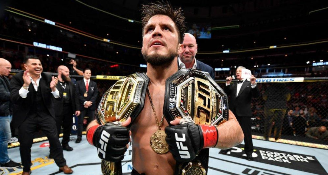 Шабнами Сурайо секс видео БДСМ онлайн фистинг бейнелері