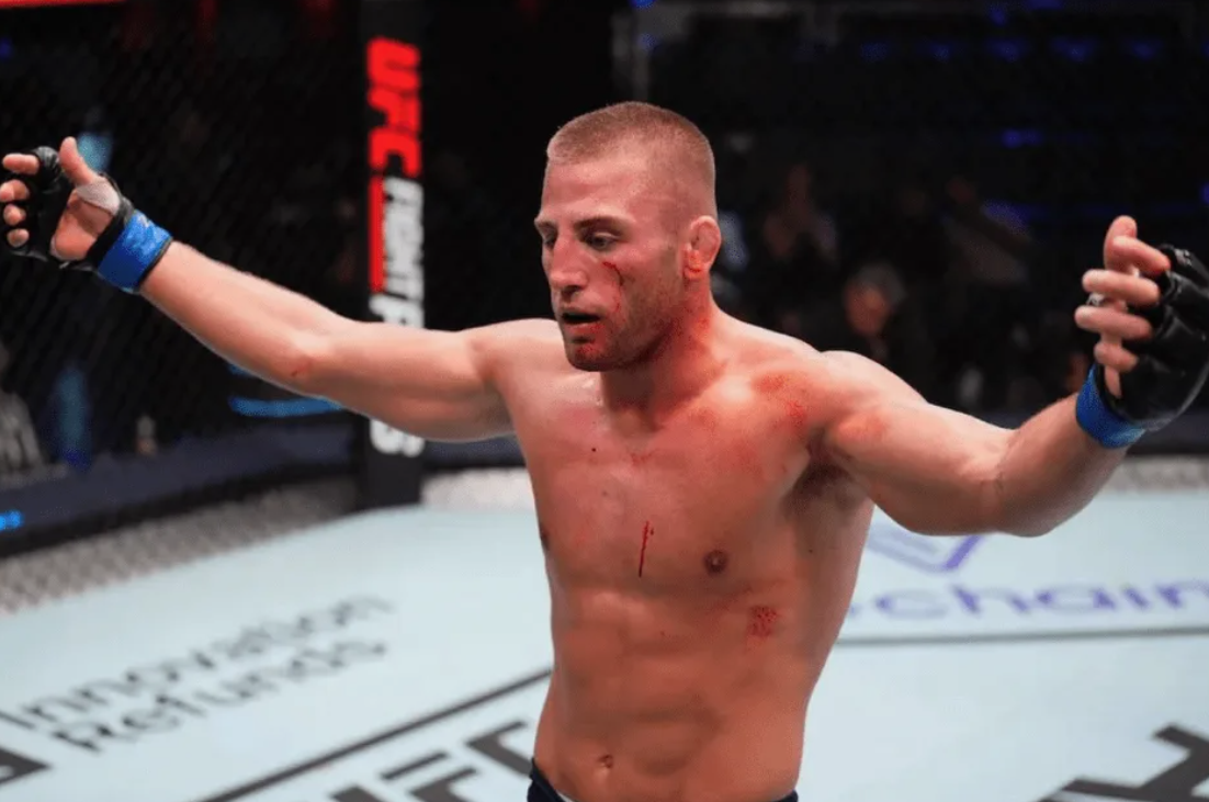 Сок Хьюн Ко – Эллиотт прогноз на UFC Баку 21 июня 2025 года
