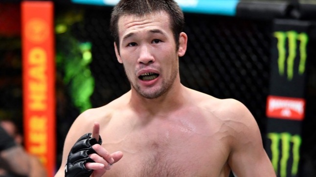 Шавкат Рахмонов сохранил шестое место в рейтинге полусреднего веса UFC