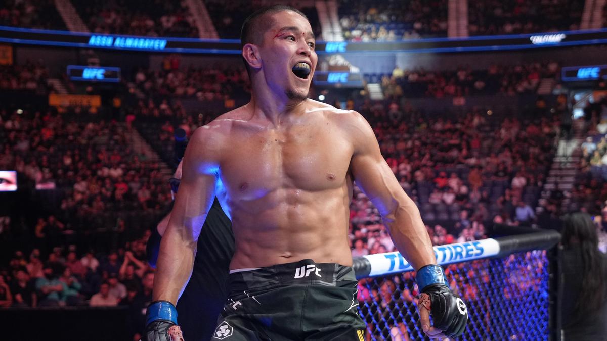Алмабаев – Очоа прогноз на UFC Абу Даби 26 июля 2025 года