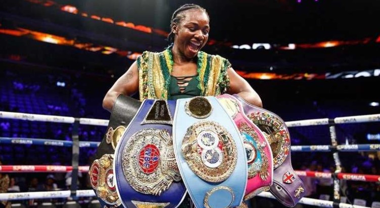 Кларесса Шилдс стала абсолютной чемпионкой мира по боксу в тяжелом весе