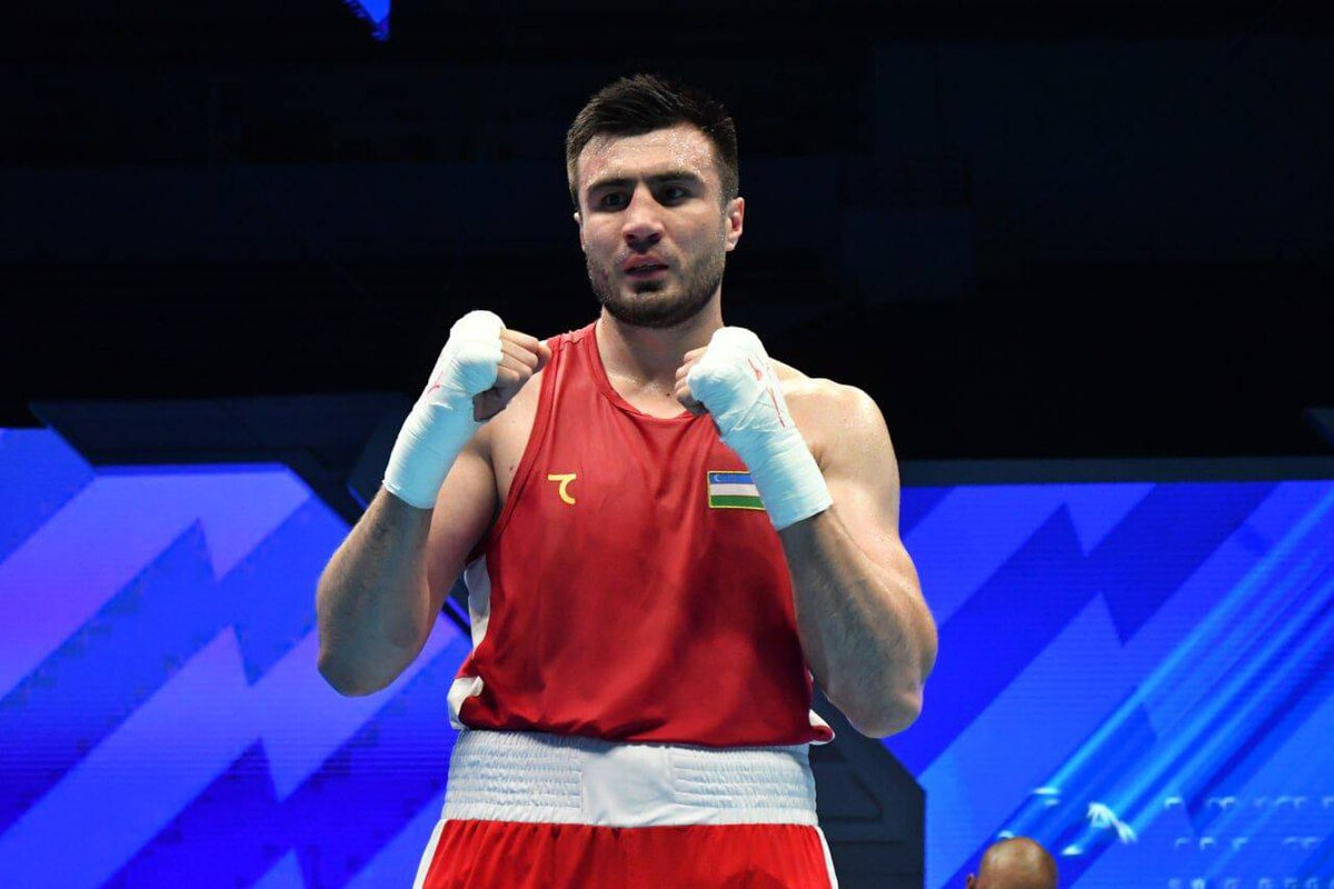 Джалолов бросил вызов Усику: узбекский чемпион готов к бою с украинским титулованным боксером