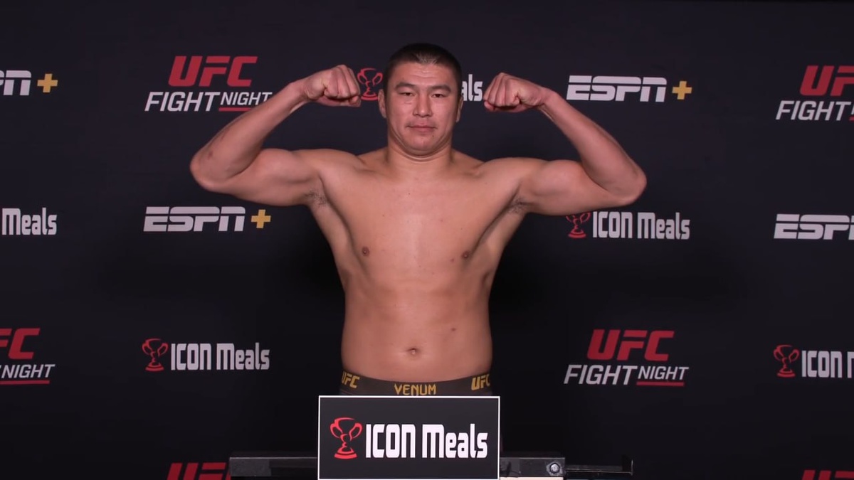Будай – Сатыбалдиев прогноз на UFC Fight Night 6 апреля 2025 года