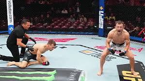 Бекзат Алмахан нокаутировал в первом раунде Катону в UFC