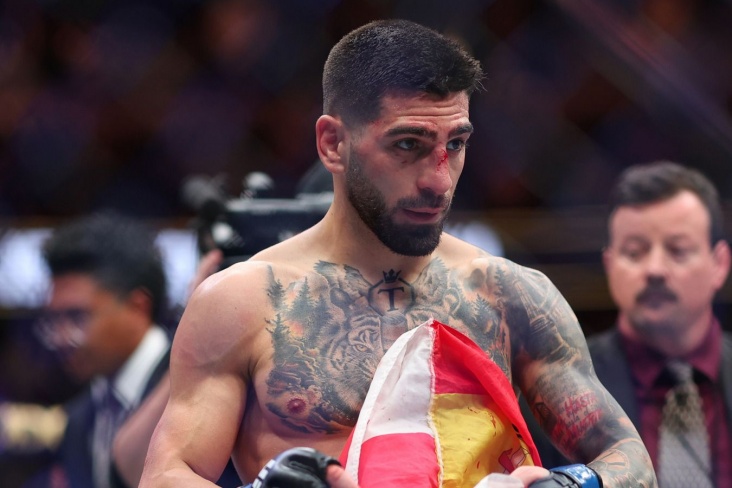 Чемпион UFC Топурия обрушился с критикой на Макса Холлоуэя