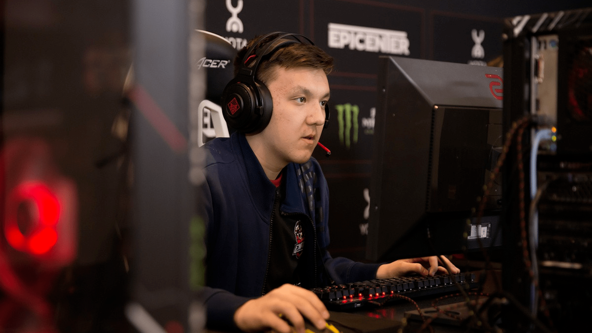 Айбек TA2000 Токаев – керри Quest Esports