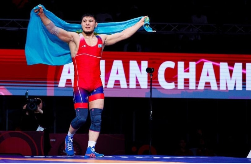 Азамат Даулетбеков победил Магомедхабиба Кадимагомедова на турнире PWL 8