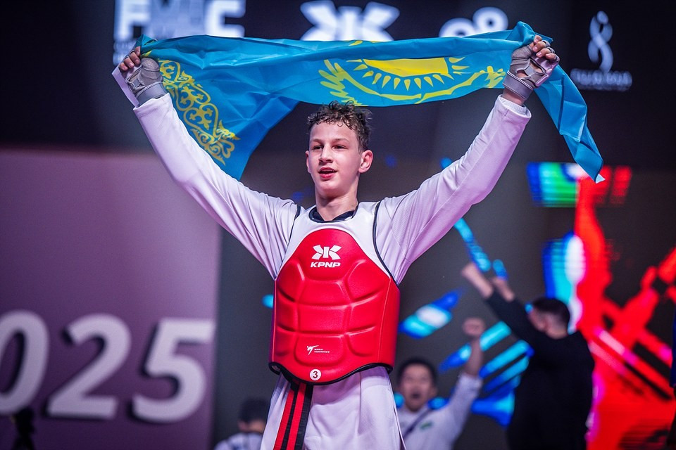 Казахстанский таеквондист выиграл золото чемпионата мира