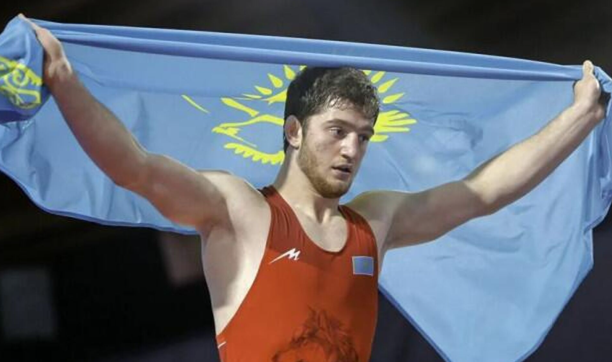 Казахстанец Куруглиев вышел в финал чемпионата Азии по вольной борьбе