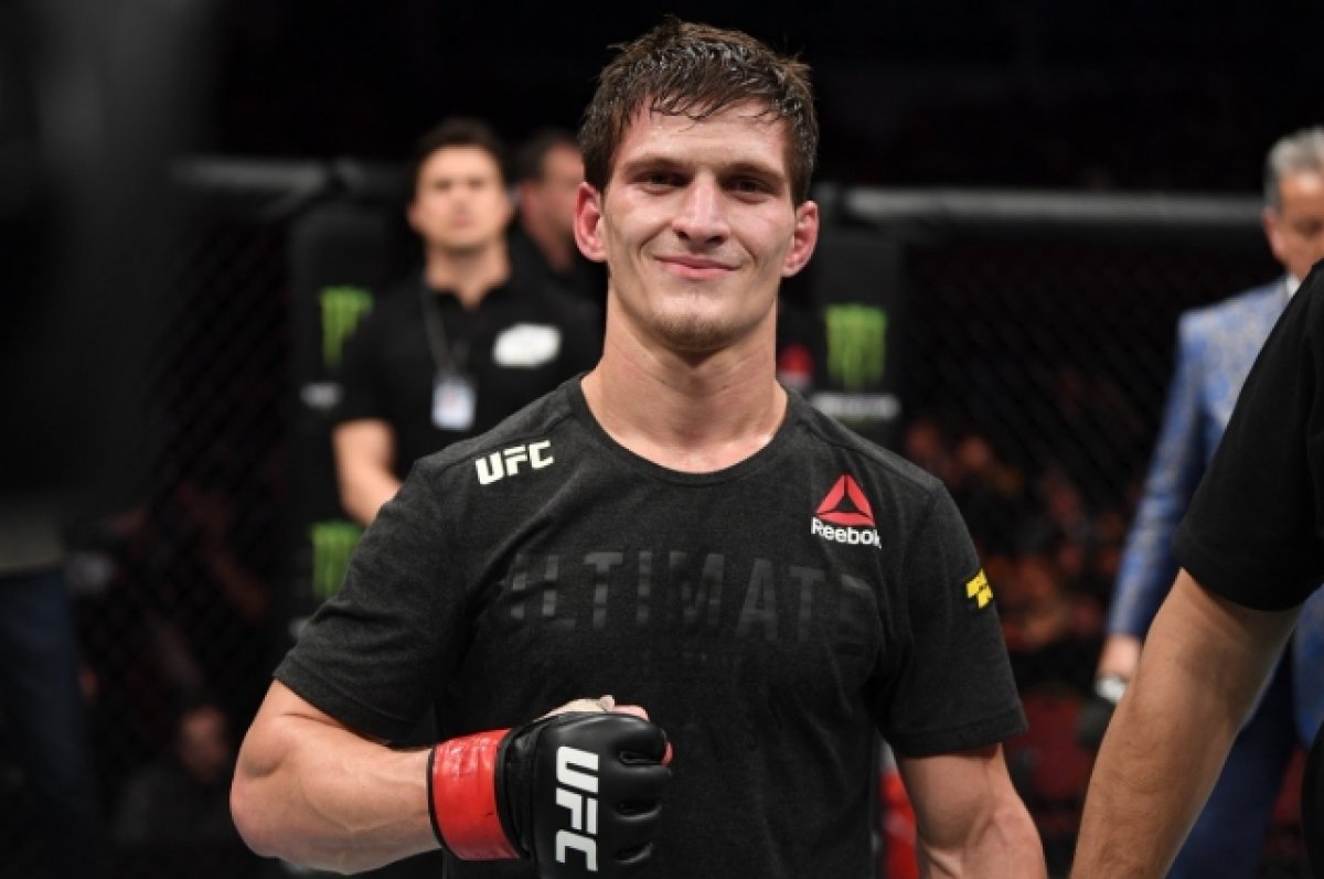 Евлоев – Стерлинг прогноз на UFC 310 8 декабря 2024 года