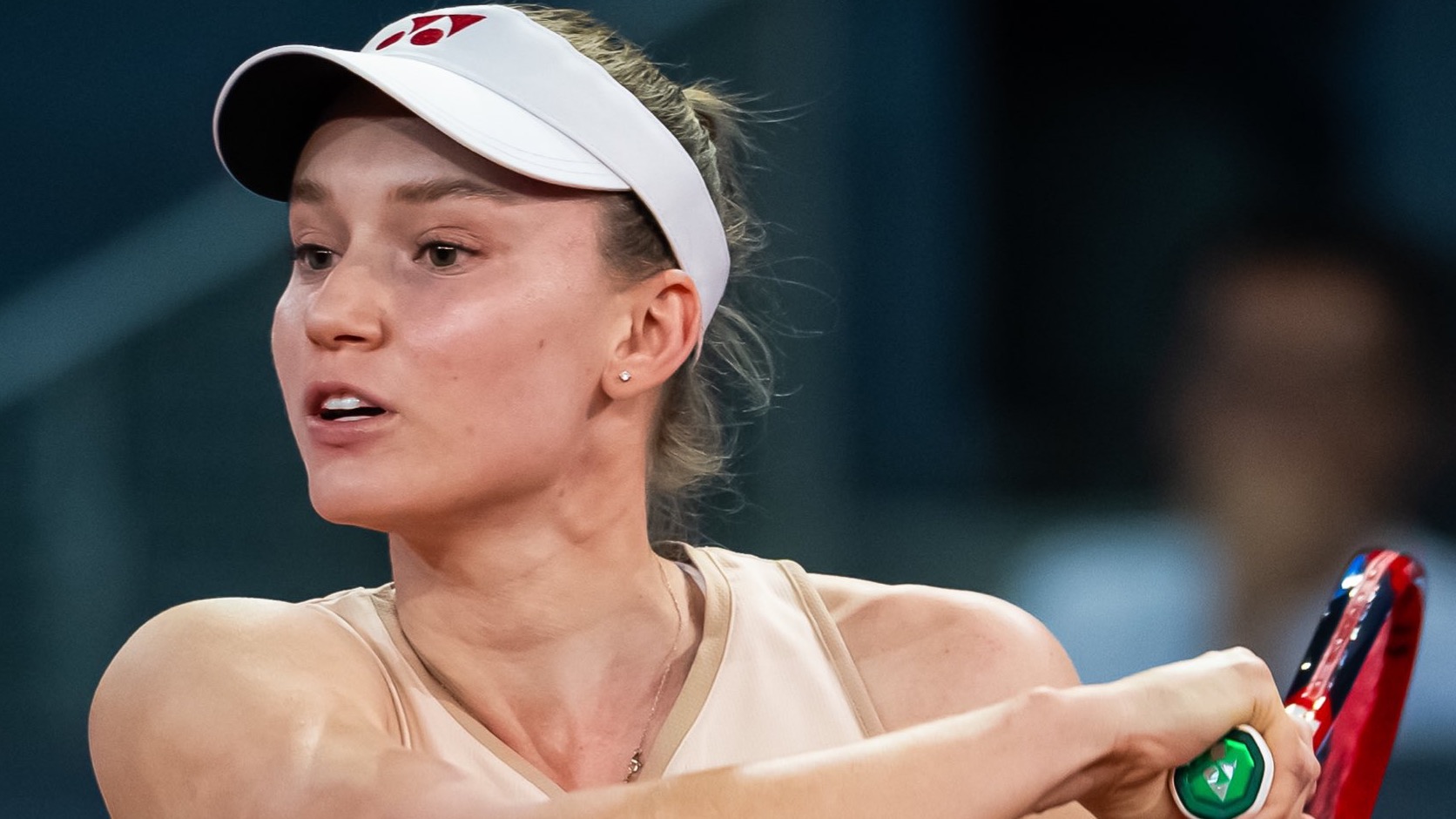 Елена Рыбакина вышла в четвертьфинал турнира в Страсбурге