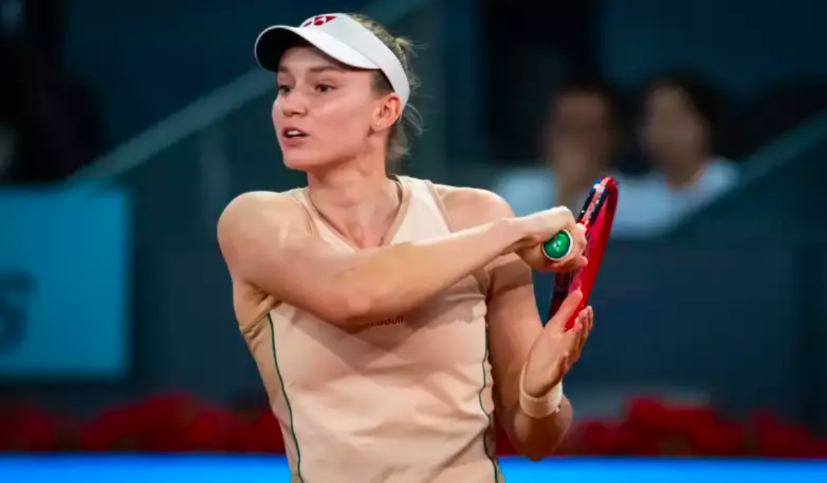 Елена Рыбакина уверенно вышла в третий круг турнира в Страсбурге