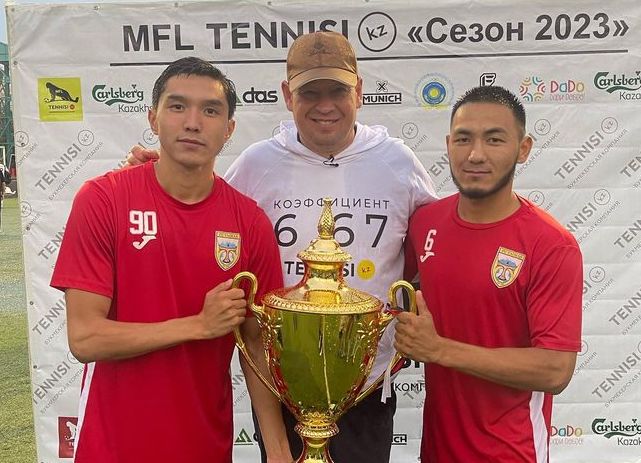 Не «Кайрат». В БК Tennisi рассказали о приезде Леонида Слуцкого в Алматы