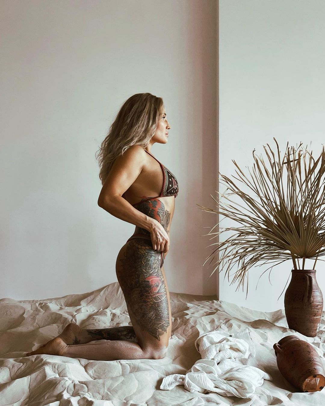 Жанна Ағалакованың эротикалық суреттері Ең семіз әйелдерге арналған секс (бейне)