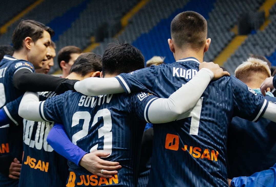 SD Family разгромил Top Team во втором туре Медиафутбольной лиги