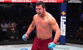 Нургожай сенсационно проиграл Рибейро в UFC