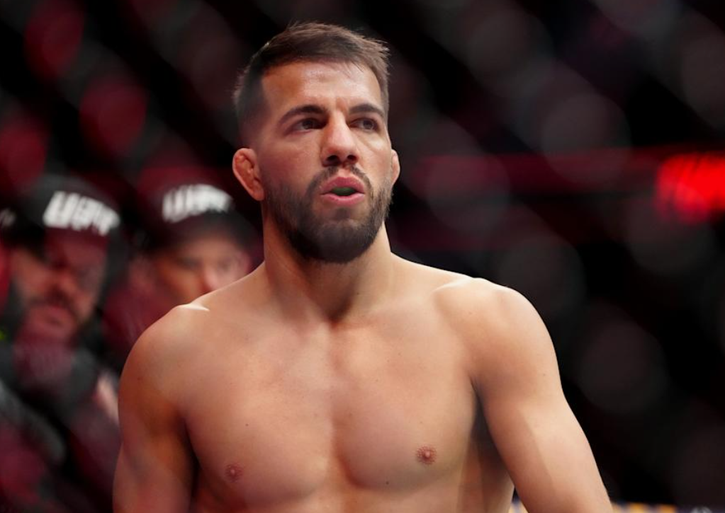 Дерден – Очоа прогноз на UFC Atlanta 15 июня 2025 года
