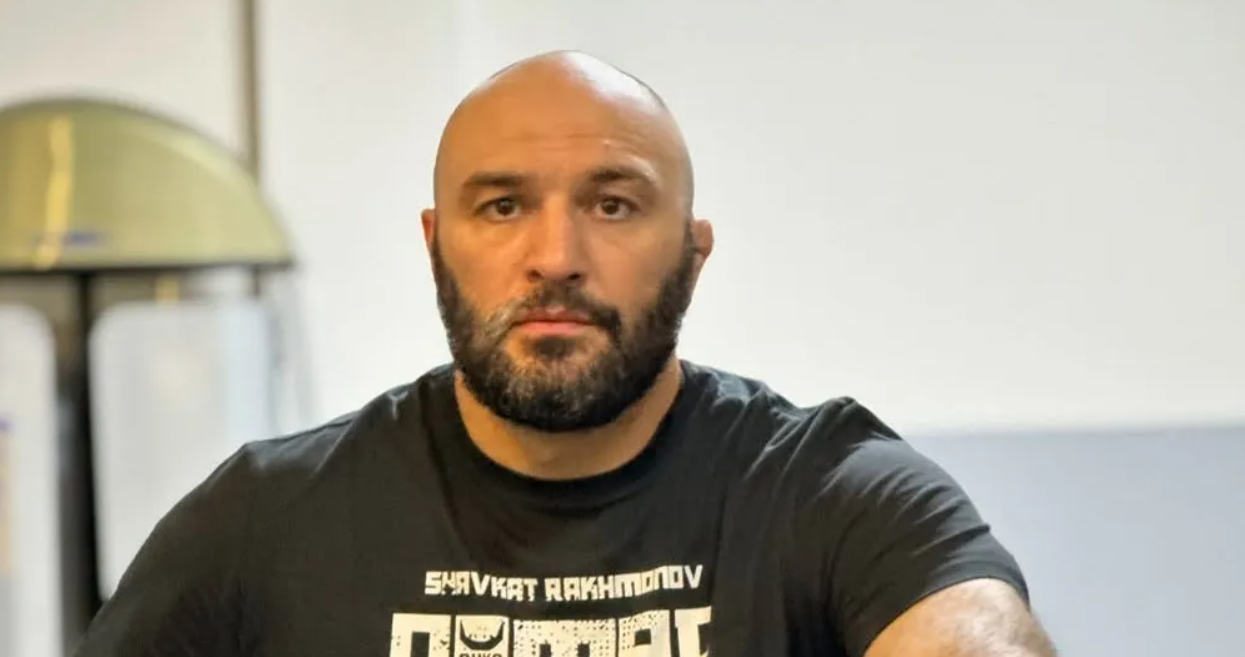 Тренер Рахмонова оценил бой Максума против Уланбекова