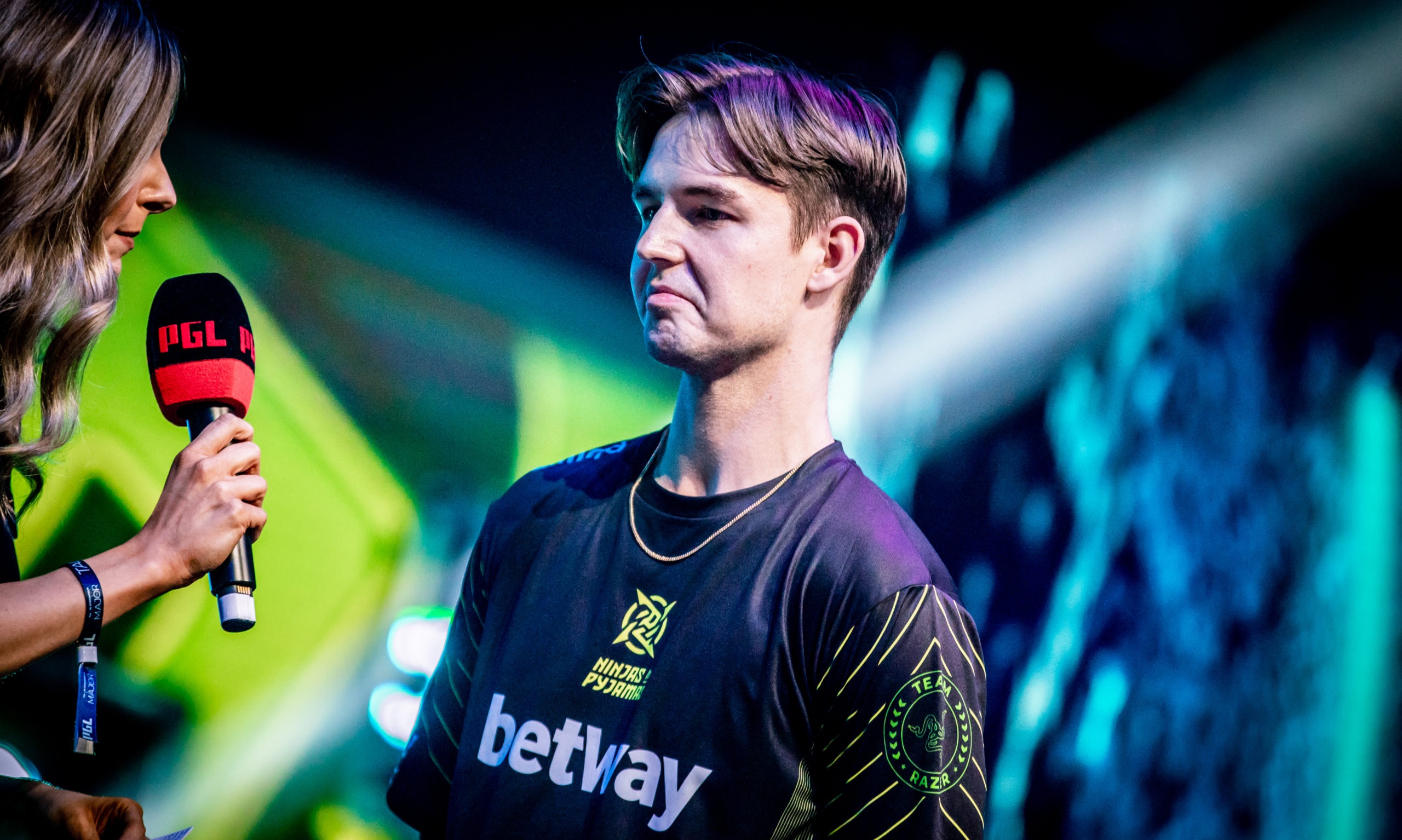 Кибер робот. Device на обои. Device - device (2013). Девайс астралис. Девайс группа.