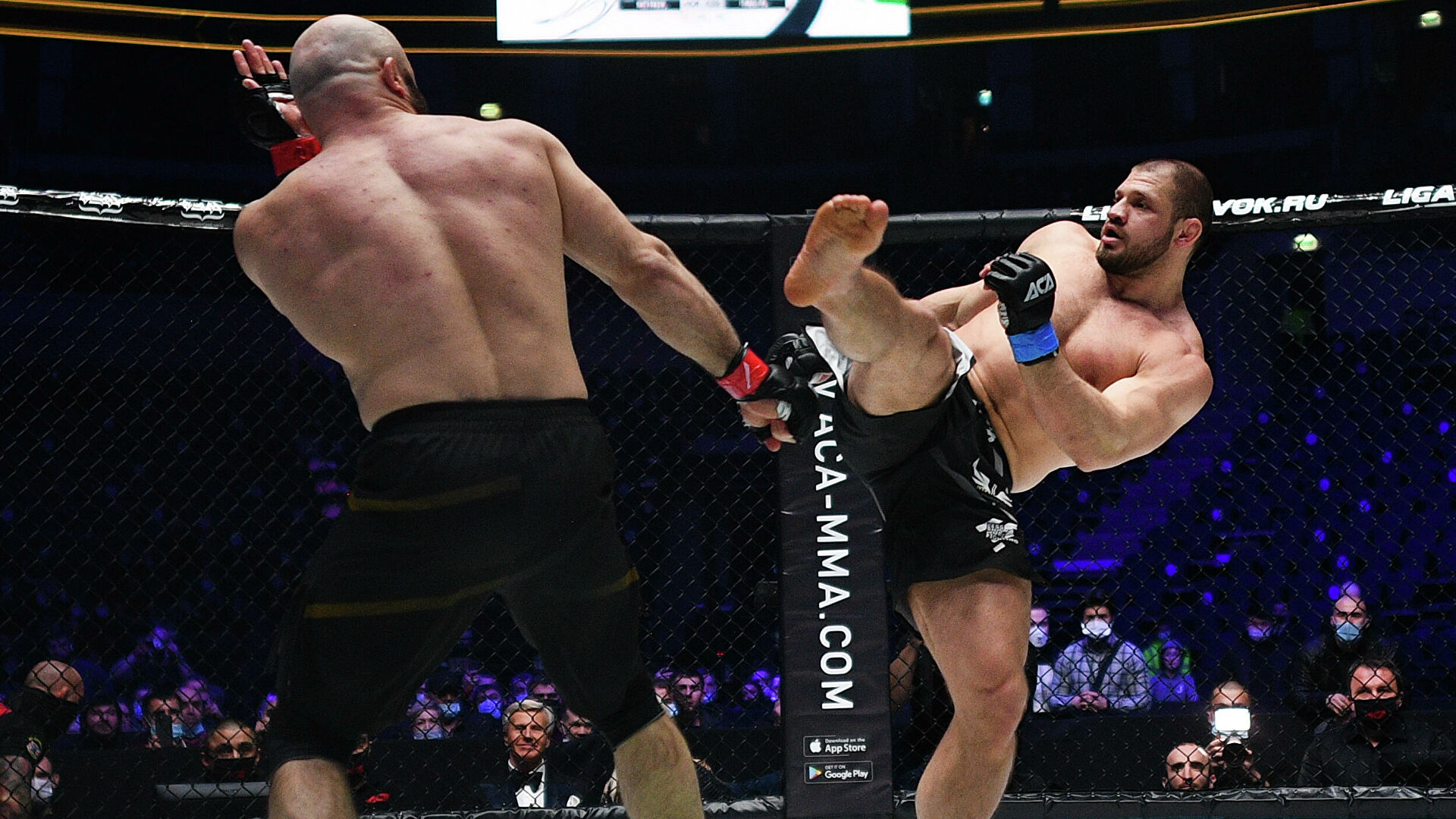 Магомед исмаилов против ивана штыркова. Штырков исмаилов. Исмаилова штырков. Шлеменко боец мма. Штырков исмаилов бой.