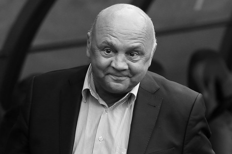 Знаменитые футбольные люди, которые покинули этот мир в 2021-м году