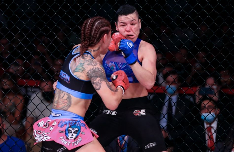 Rus porno smetaslarini tomosha qiling