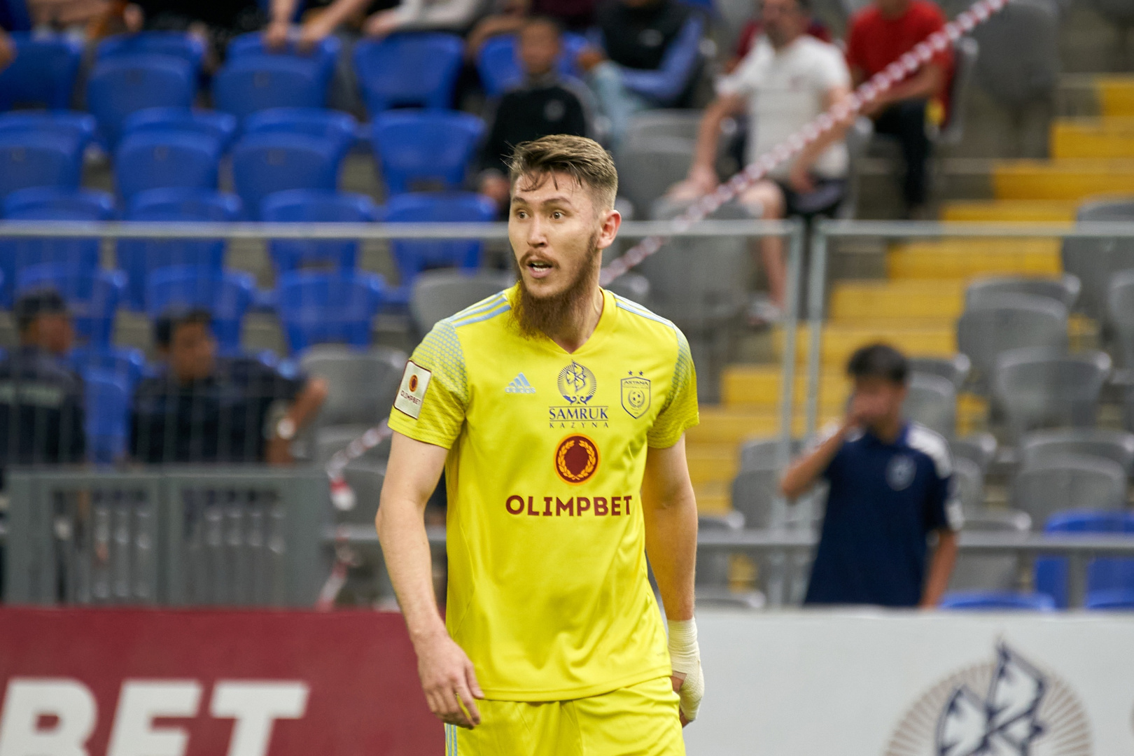 Абат айымбетов биография. Аймбетов сборная казахстана. Абат аймбетов футболист. Абат аймбетов футболист. Абат аймбетов футболист.