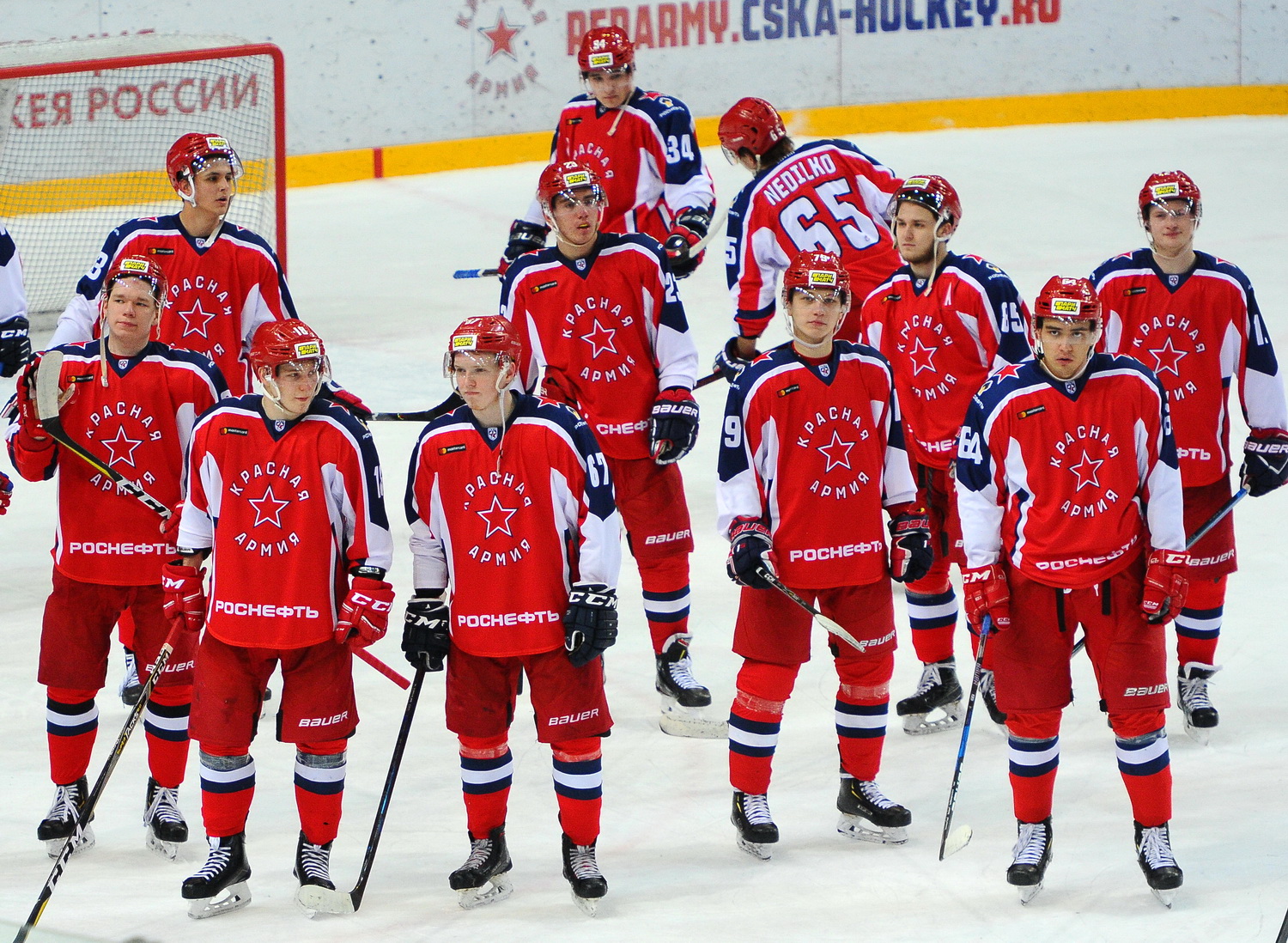 Хк ростов. Локомотив динамо москва. Хоккейная команда ростов. Что такое м х к. Хоккейная команда динамо москва.