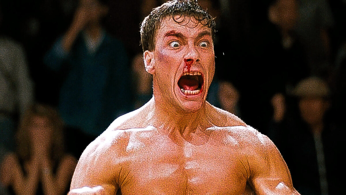 Күйеуі әйелінің қынабына қолын салады (секс видео)