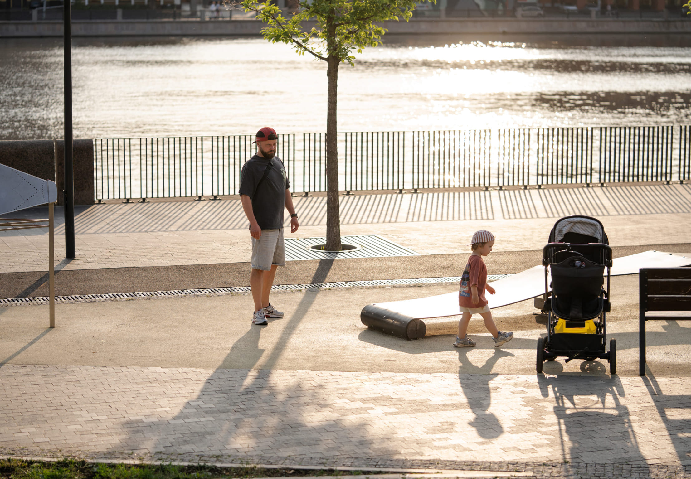 Прогулки на набережной