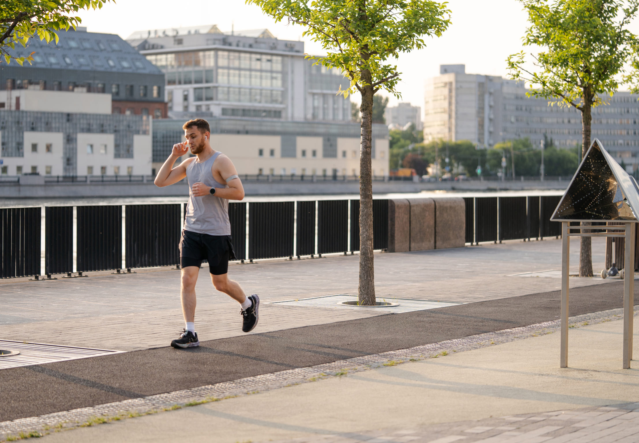 Велосипедные и беговые дорожки
