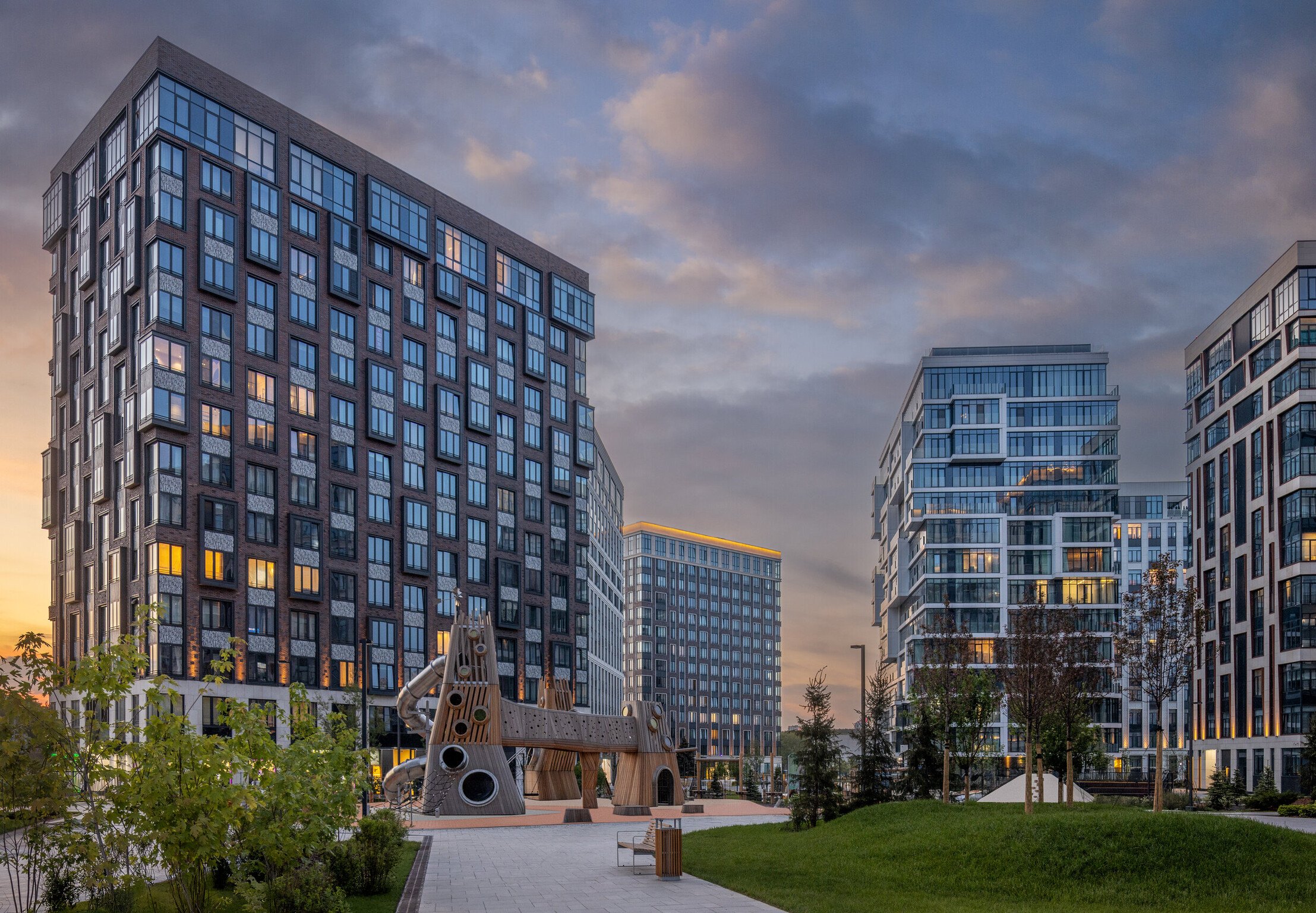 Свой просторный парк 16 га