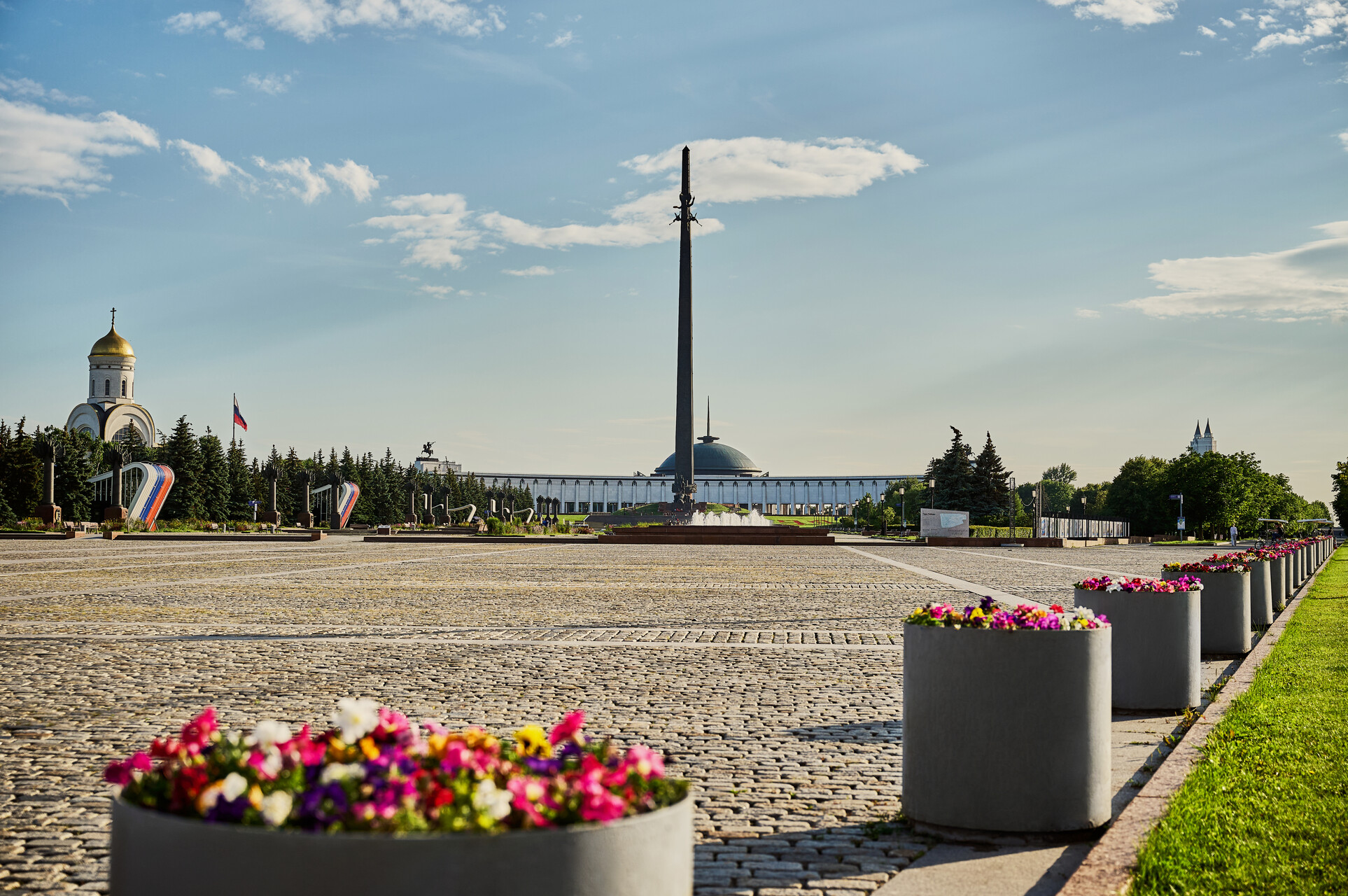 Прогулки по аллеям победы в шаговой доступности
