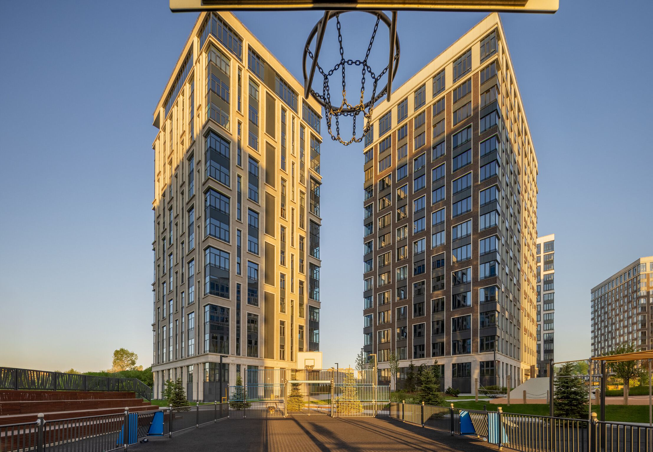 Многофункциональная спортивная площадка