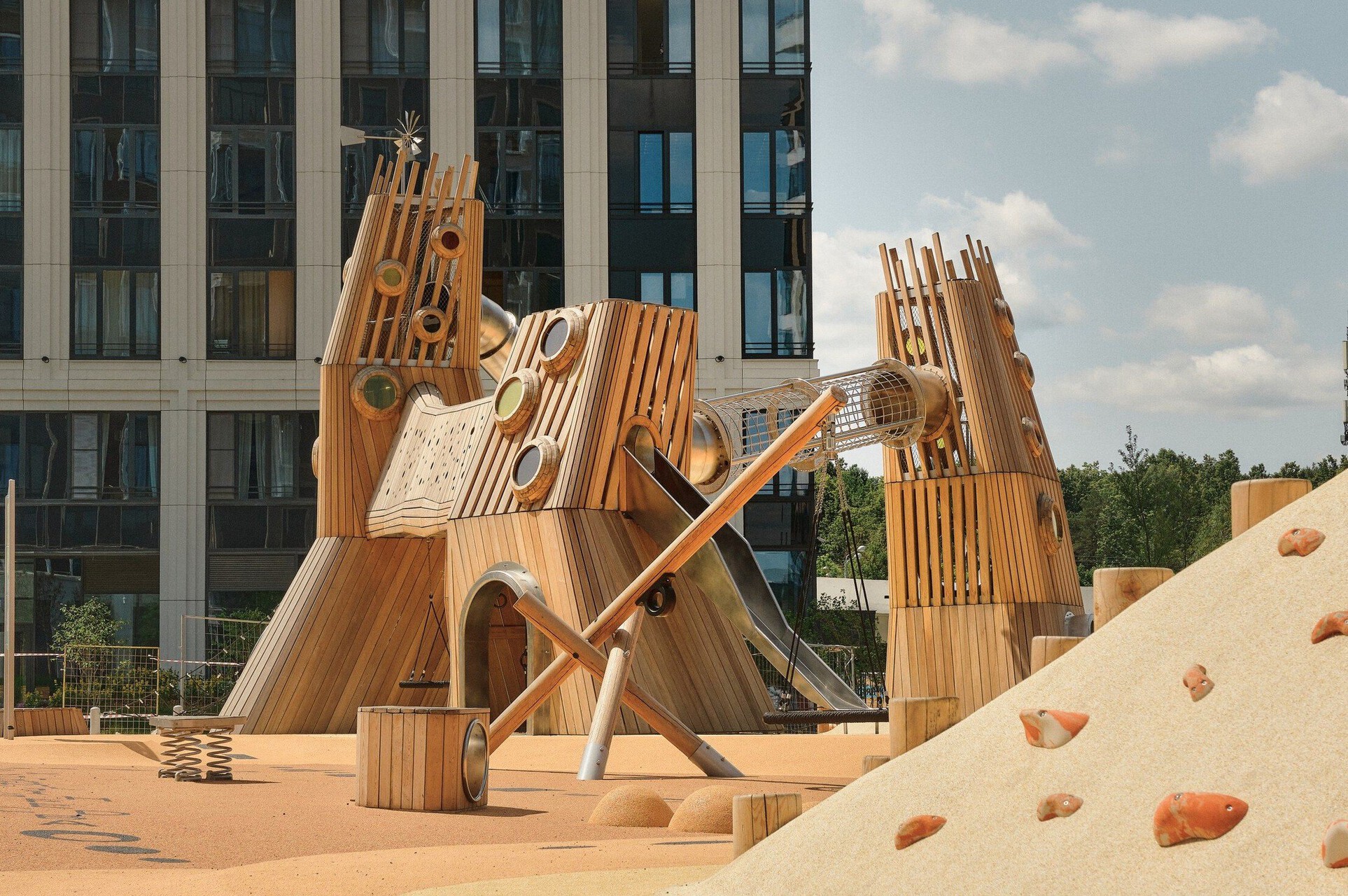 Современные зоны для детских игр, веселья и активности