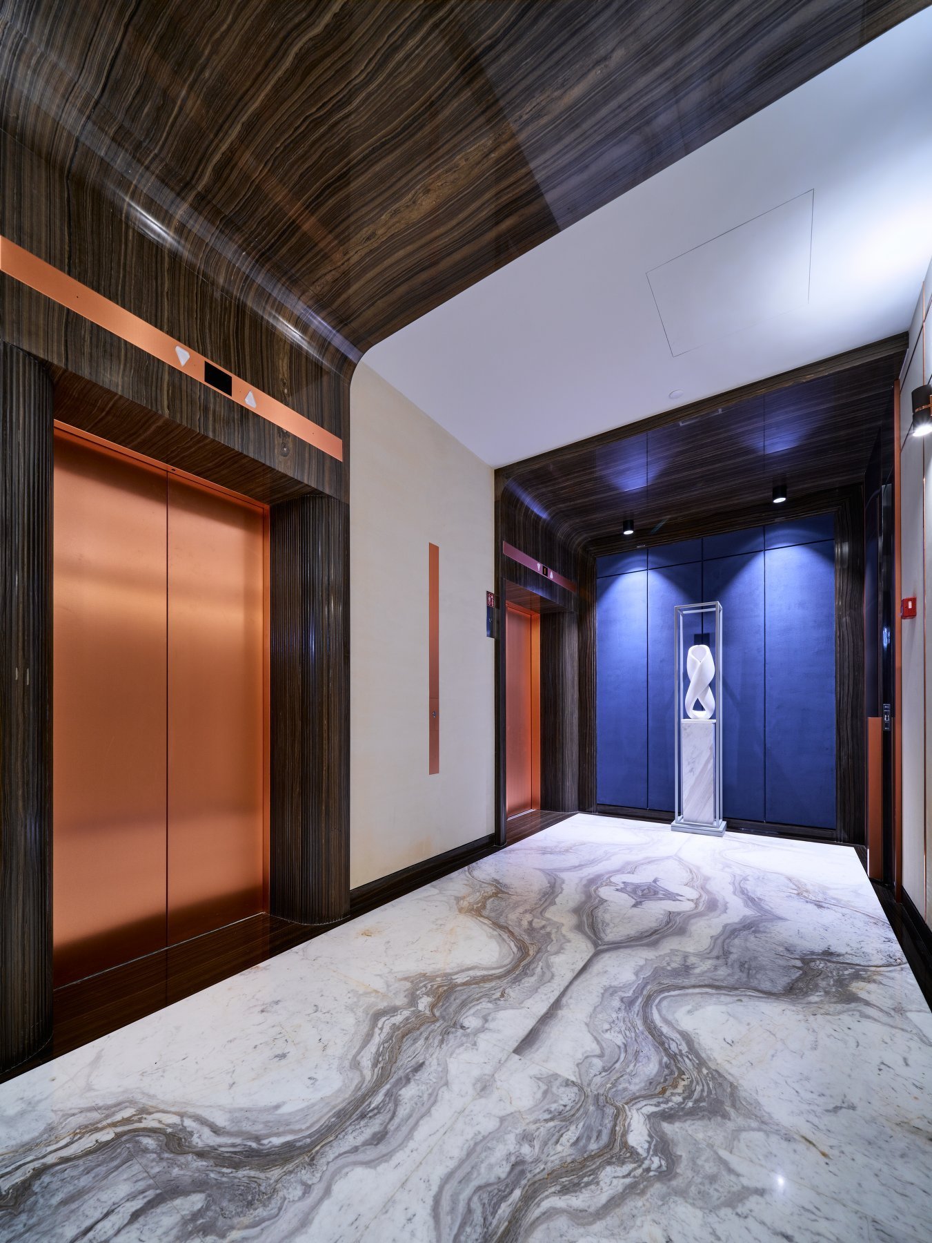 Лифтовый холл «Малой Ордынки, 19»