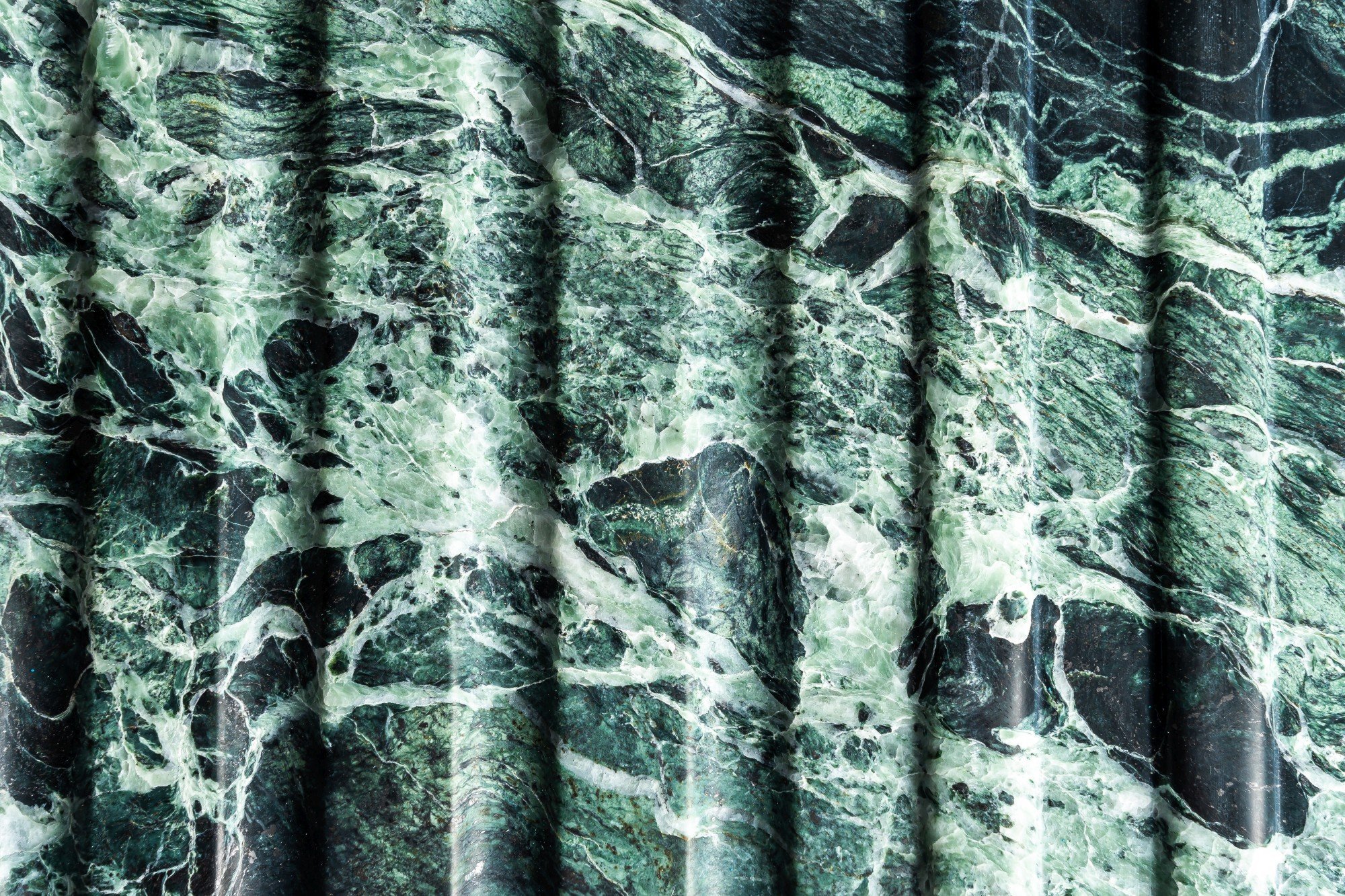 Обрамление окон из мрамора