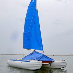 Парусная яхта SIBCAT-16