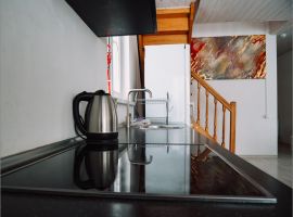 Красный на 8 человек п. Волжский - Заводская. пгт Волжский - фото 2