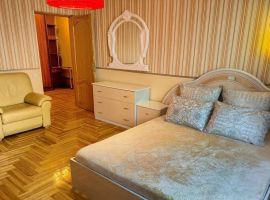 3-к кв. Саратовская область, Саратов ул. Имени Челюскинцев, 112 (143.0 м²) - . Саратов - фото 1