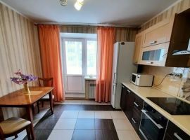 2-к кв. Саратовская область, Саратов ул. Имени С.Т. Разина, 54 (76.0 м²) - . Саратов - фото 8