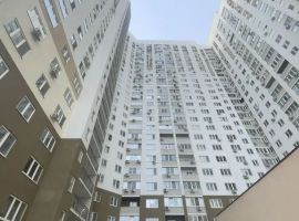 Студия Саратовская область, Саратов ул. Имени Н.Г. Чернышевского, 80 (45.0 м²) - . Саратов - фото 1
