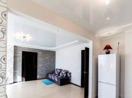 2-к кв. Саратовская область, Саратов Вольская ул., 2Д (70.0 м²) - Вольская. Саратов - фото 1