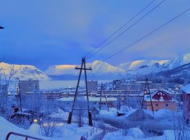 2-к кв. Мурманская область, Кировск ул. 50 лет Октября, 13 (49.0 м²) - . Кировск - фото 11