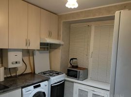 2-к кв. Ростовская область, Новочеркасск ул. Крылова, 35 (47.0 м²) - Крылова. Новочеркасск - фото 1