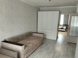 2-к кв. Ростовская область, Новочеркасск ул. Крылова, 35 (47.0 м²) - Крылова. Новочеркасск - фото 2