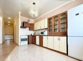 2-к кв. Ульяновская область, Ульяновск просп. Нариманова, 38 (72.0 м²) - . Ульяновск - фото 3